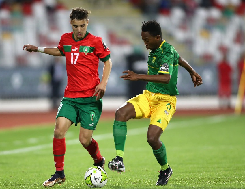 mk体育官网入口-荷甲赛程吃紧，浙江稠州赛前更衣室发声，管理层满意，球探报告显示潜力