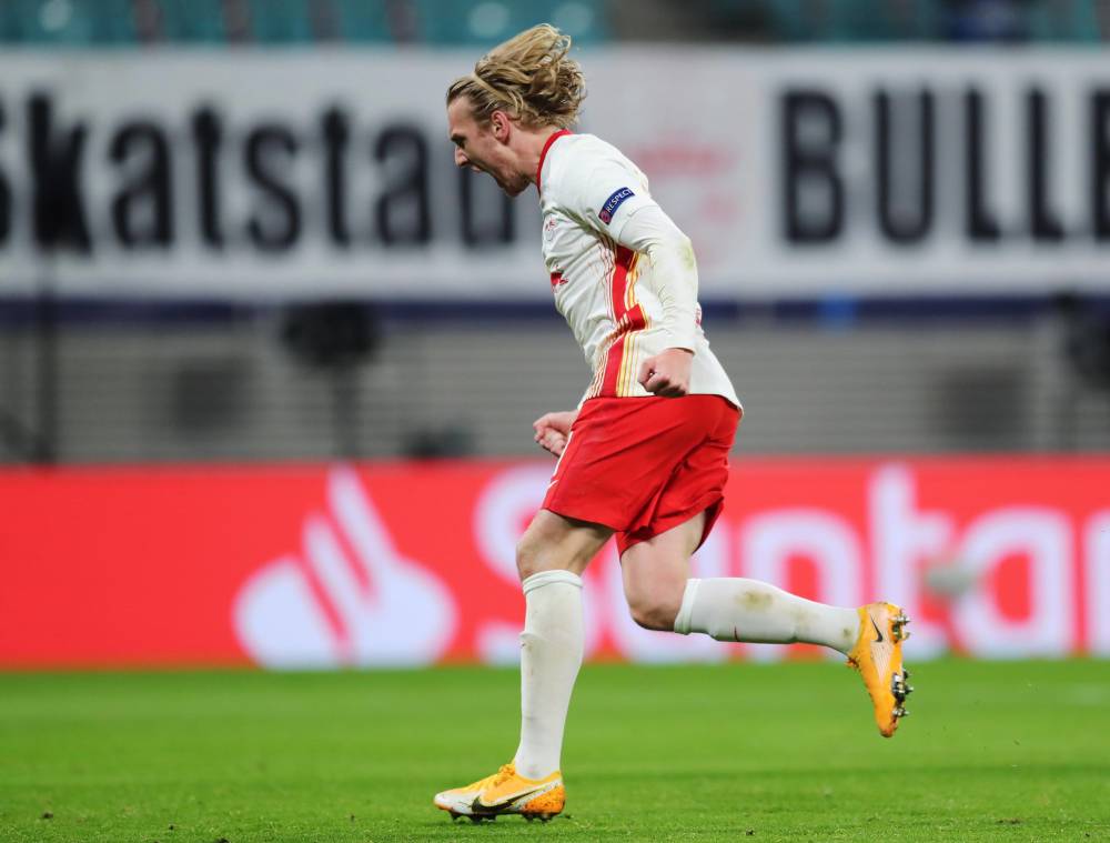 mk体育登录-开局国足开除奖励远射